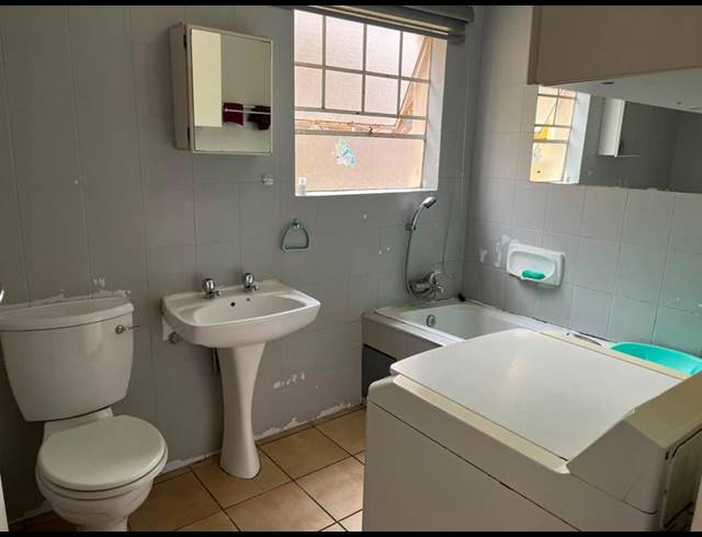 3 BEDROOM TOWNHOUSE FOR SALE IN HONEYHILLS
